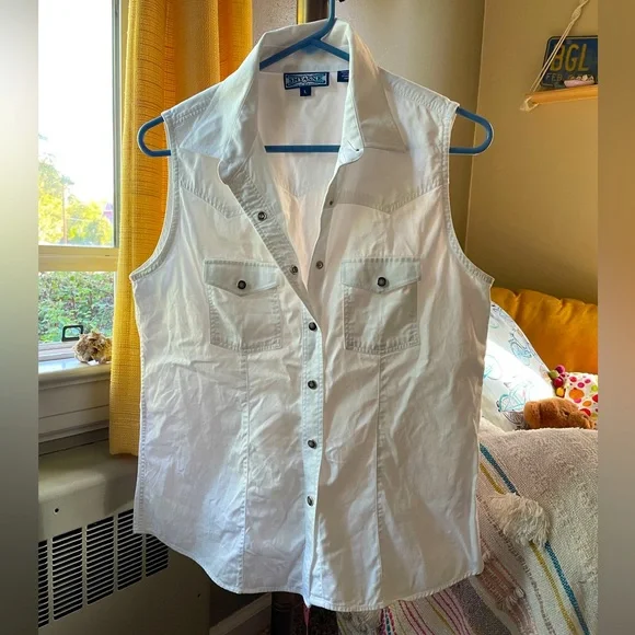 Shyanne Tops Shyanne Sleeveless Pearl Snap Button Down Poshmark